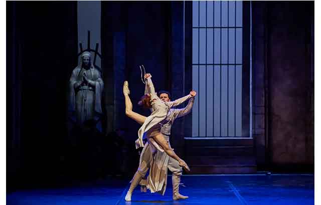 “Jeanne d’Arc Balesi” Ankara’da