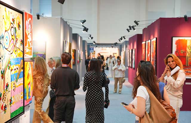 DenizBank III. İAAF İzmir Sanat Fuarı kapılarını açtı
