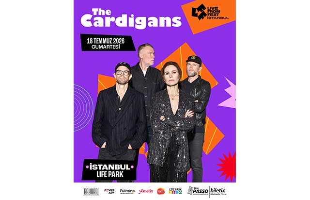 The Cardigans, Fatma Turgut ve Ankara Echoes aynı sahnede