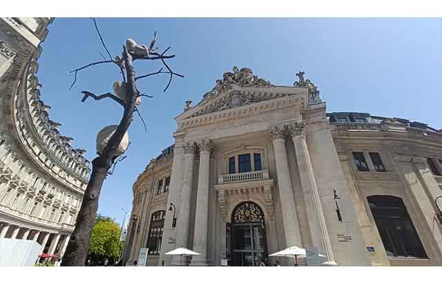 Pinault’nun Paris ‘güncel kıymetler borsası’ 