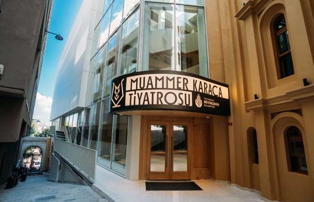 Muammer Karaca Tiyatrosu 14 yıl sonra yeniden kapılarını açtı
