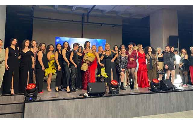 Üçüncü yaşında A’dan Z’ye Sisters Music Chain