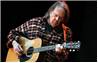 Neil Young Temmuz'da İstanbul'da!