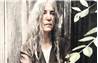 Patti Smith yeniden mikrofon başında