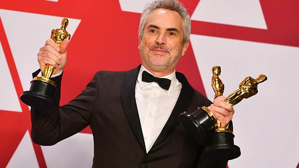 Alfonso Cuar&oacute;n &uuml;lkesi Meksika&#39;ya ilk Oscar&#39;Ä± g&ouml;t&uuml;rd&uuml;