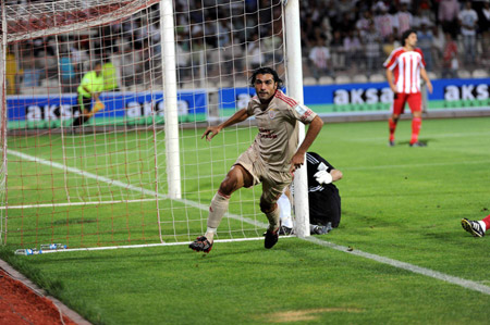 sivasspor-1-galatasaray-1-mac-devam-ediyor--782016.Jpeg