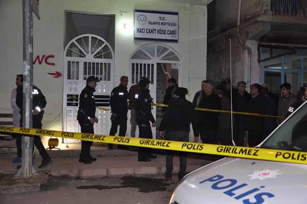 Cami tuvaletinde korkunÃ§ olay! Hemen polisi aradÄ±