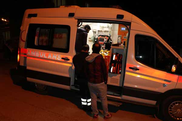 Mahalleli dÄ±ÅarÄ± fÄ±rladÄ±! ApartmanÄ±n otoparkÄ±nda...