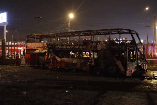 Son dakika... OtobÃ¼s alev aldÄ±: En az 20 Ã¶lÃ¼