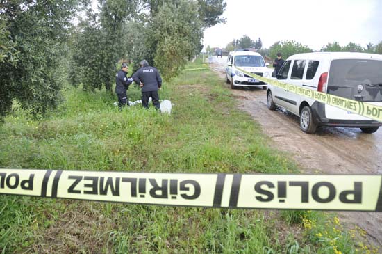 CansÄ±z bedeni bulundu! YanÄ±ndaki Ã§uvalÄ±n iÃ§ine baktÄ±lar...