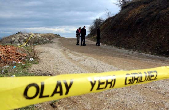 Eve bÄ±rakmak amacÄ±yla arabaya aldÄ±lar! YarÄ± Ã§Ä±plak halde...