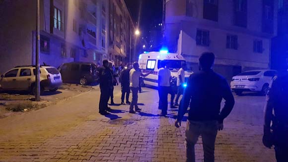 Esenyurt'ta silahlÄ± kavga! Ä°smi ve soyadÄ± aynÄ± olan kiÅiyi Ã¶ldÃ¼rdÃ¼