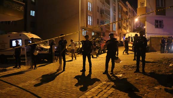 Esenyurt'ta silahlÄ± kavga! Kendisiyle aynÄ± adÄ± ve soyadÄ± taÅÄ±yan akrabasÄ±nÄ± Ã¶ldÃ¼rdÃ¼