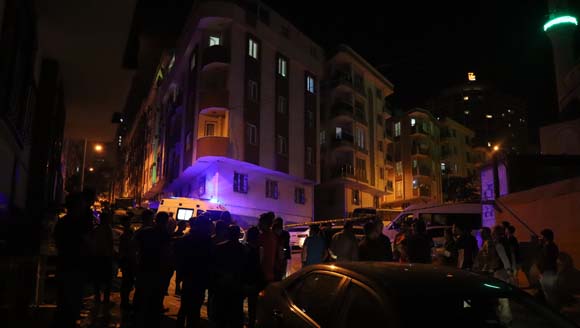 Esenyurt'ta silahlÄ± kavga! Kendisiyle aynÄ± adÄ± ve soyadÄ± taÅÄ±yan akrabasÄ±nÄ± Ã¶ldÃ¼rdÃ¼