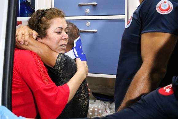 AblasÄ±na mesaj attÄ±! YakÄ±nlarÄ± olay yerine koÅtular ama Ã§ok geÃ§ kalmÄ±ÅlarÄ±