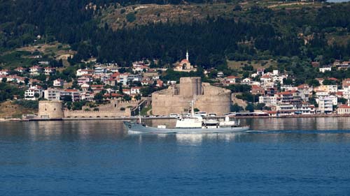 Rus istihbarat gemisi gemisi Ãanakkale BoÄazÄ±'ndan geÃ§ti