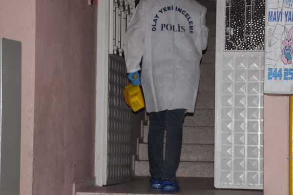 Ä°zmir'de baba dehÅet saÃ§tÄ±! Ä°ki kÄ±zÄ±nÄ± av tÃ¼feÄiyle vurdu