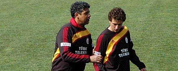 elano-3-yaptik-daha-ne-istiyorlar--654560.Jpeg