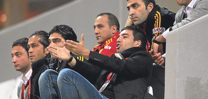 kaptan-arda-tribune-cikti-1004705.Jpeg