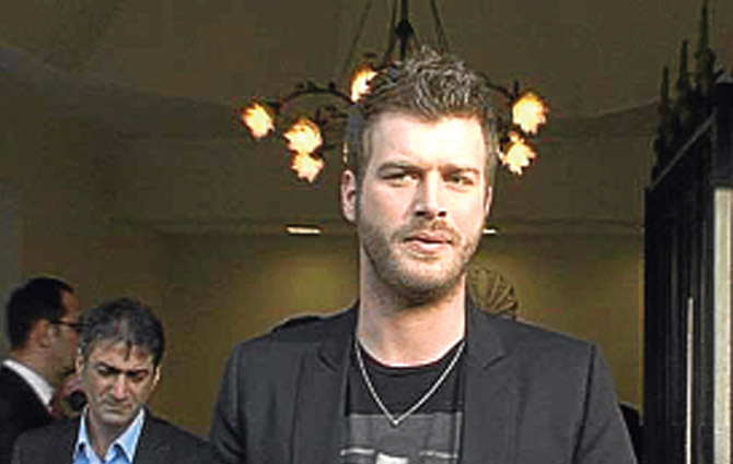 http://i.milliyet.com.tr/YeniAnaResim/2011/02/09/muhammed-ali-hayrani-kivanc-boksor-olacak-1137461.Jpeg