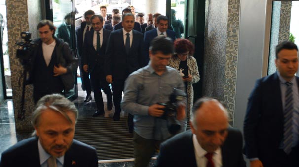 Ä°stanbul Valisi Ali Yerlikaya, Ä°BB BaÅkan VekilliÄi gÃ¶revine baÅladÄ±