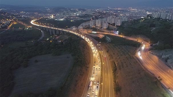 Havadan bÃ¶yle gÃ¶rÃ¼ntÃ¼lendi! Trafik durma noktasÄ±nda